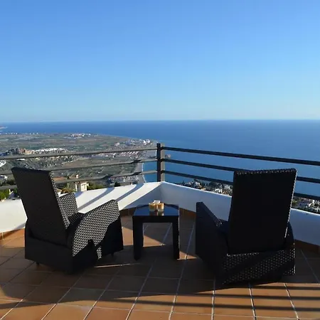 Stunning With Beautiful Views And Private Pool Villa *
