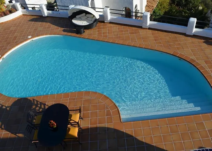 Villa Stunning With Beautiful Views And Private Pool