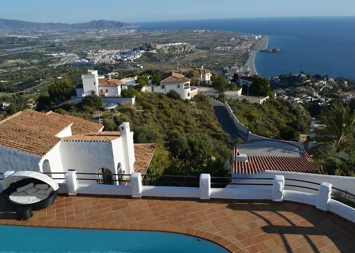 Villa Stunning With Beautiful Views And Private Pool *